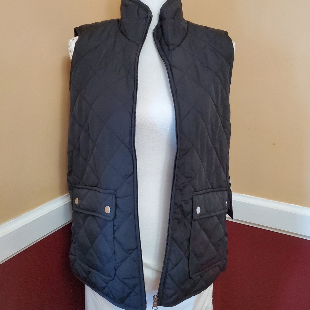 Women's Black Vest Outerwear Hiking Pockets NWT L